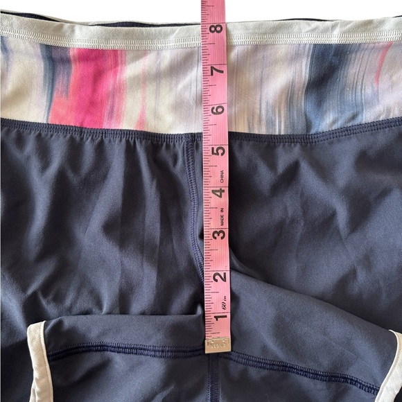 lululemon Women’s Turbo Run Shorts Lined Stretch Running Gym Performance Blue 8 - Picture 7 of 8